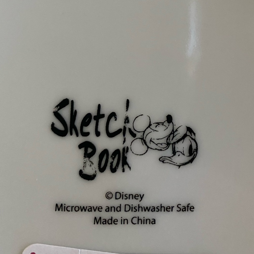 Minnie Mouse plates - Picture 10 of 10